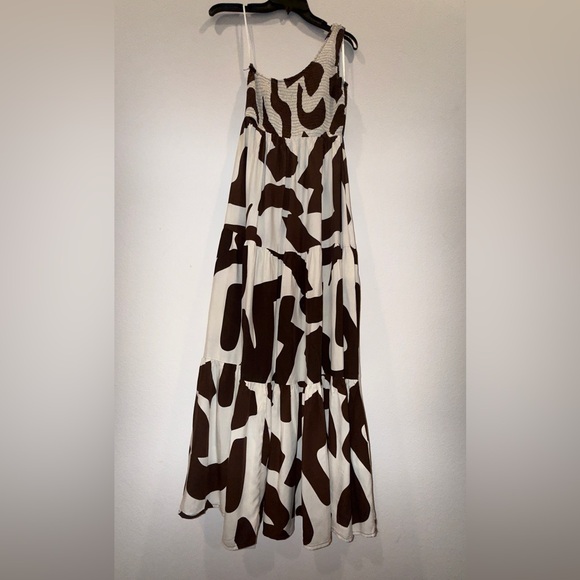 Chic Brown and White Patterned Maxi Skirt - Picture 1 of 3